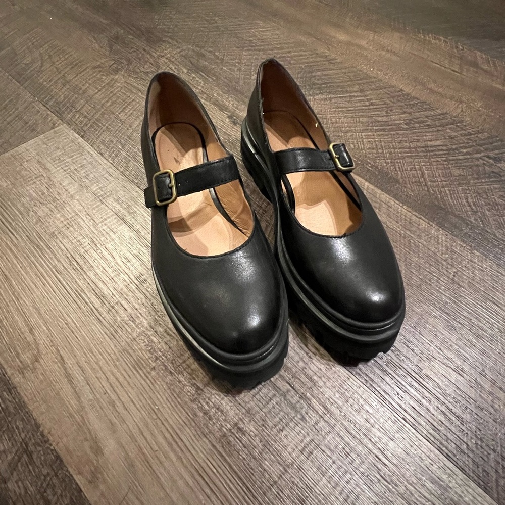 Madewell Mary Janes 7.5